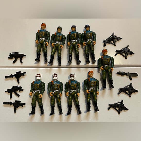 9 Desert Defender Action Figures G.I Joe 1980s. 4 inch with accessories as shown - Picture 2 of 3